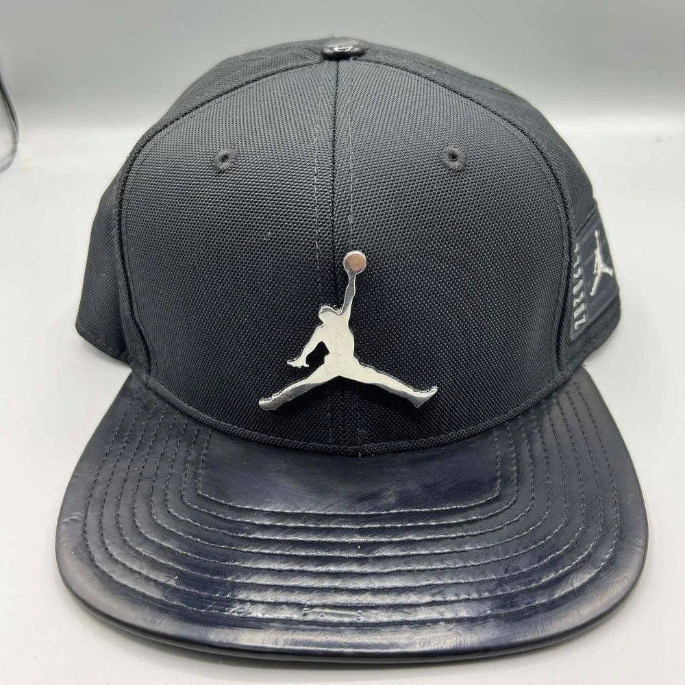 Air Jordan 11 Hat Men Black Retro Jubilee 25th Anniversary Jumpman Snap Back Cap